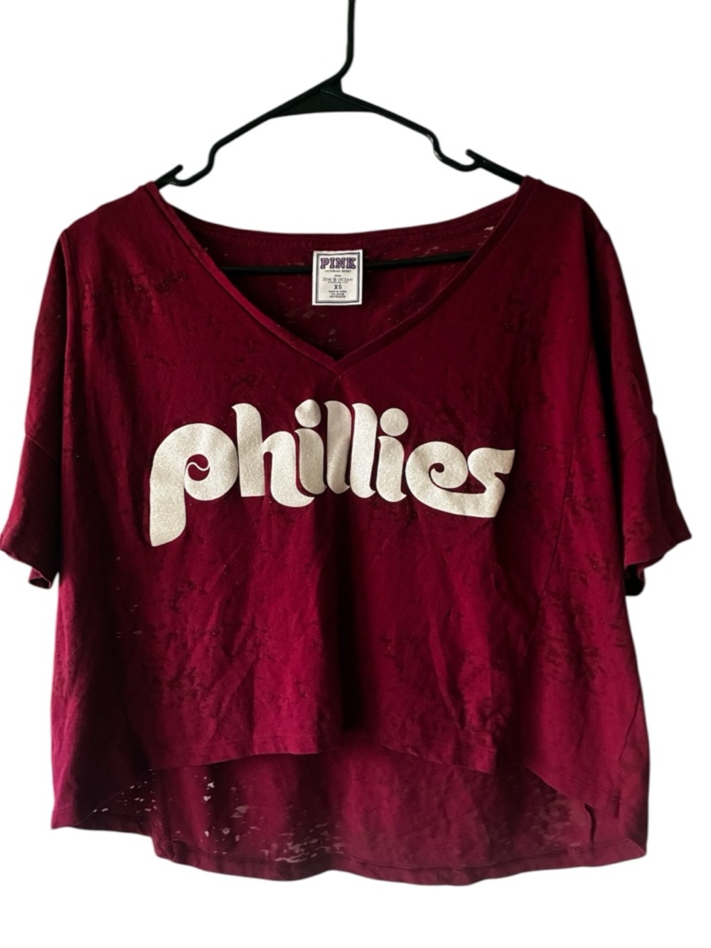 Phillies PINK Victoria's Secret Burgundy V‑Neck Cropped Tee XS
